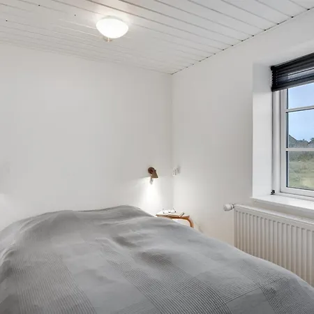 Cornelius - 900m From The Sea By Interhome Nyaraló *